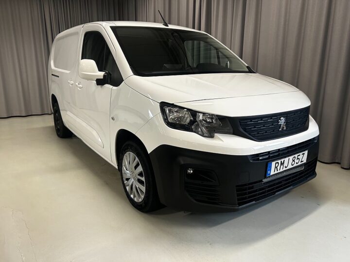 Car Image car-69011-50f76cfe69a052e7f20e5e3936ef0310