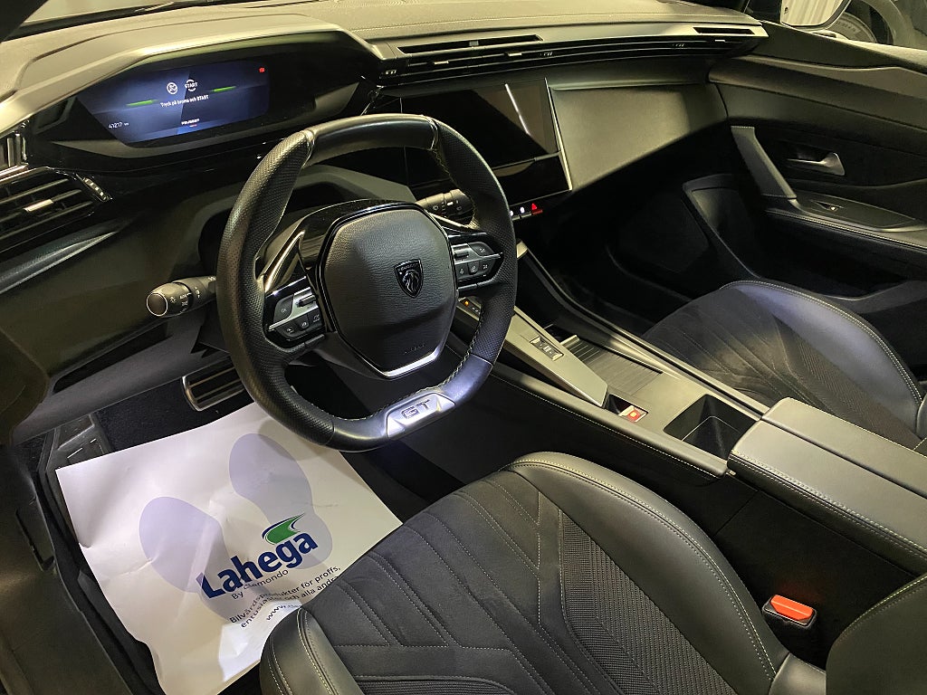 Car Image car-69052-855893842eb221ed5ed153d848130f0b