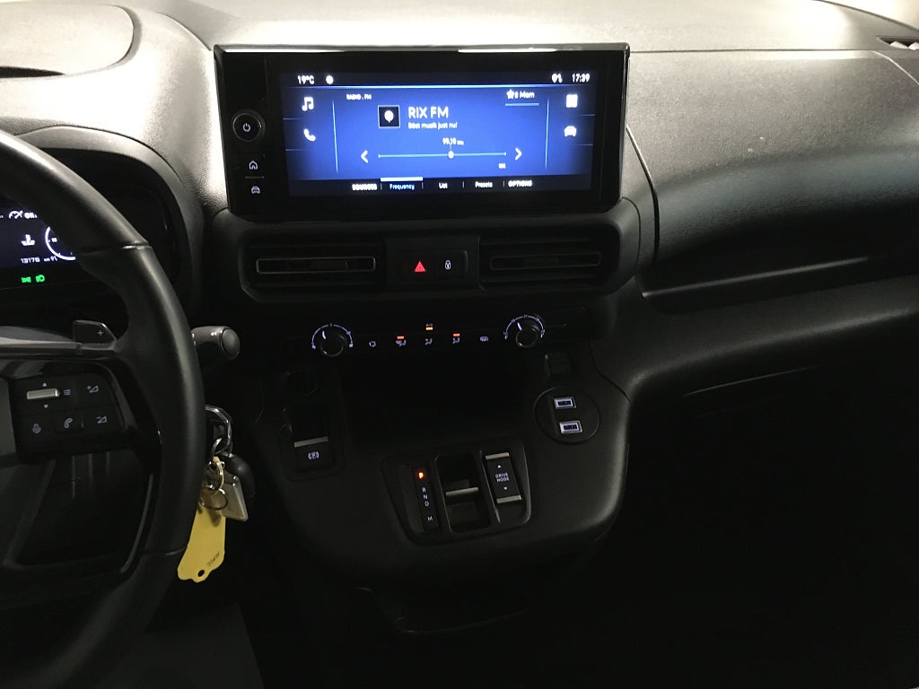 Car Image car-69206-1c6a9dbb30bdae06bd78d4eb59ad63ef