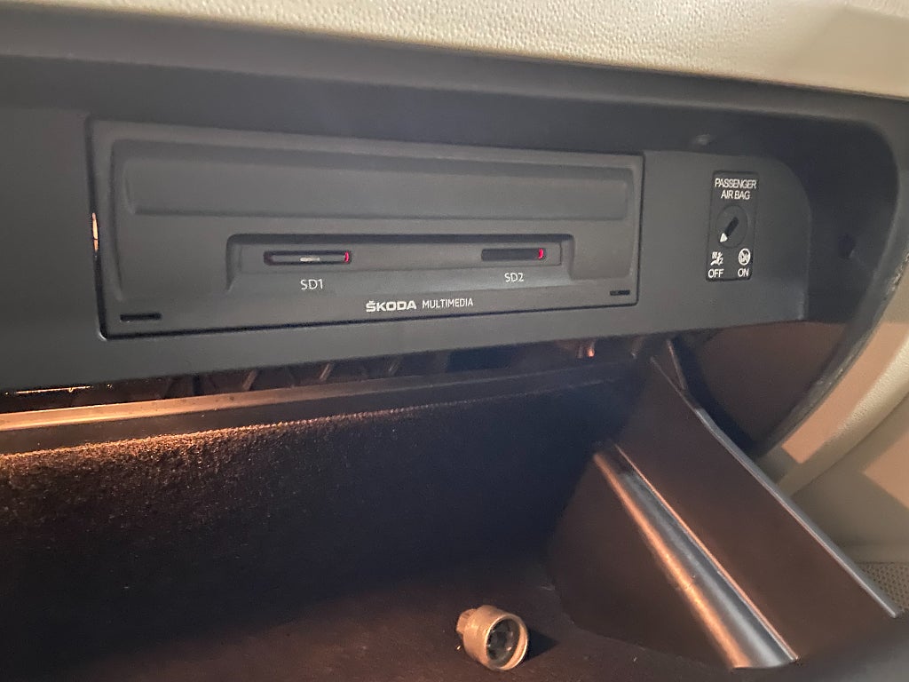 Car Image car-69231-1ee4b8381c5a08764074df575de384e5