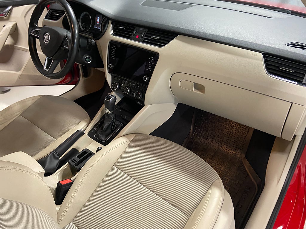 Car Image car-69231-ed871ea95af55a5f61bf393acac3b481