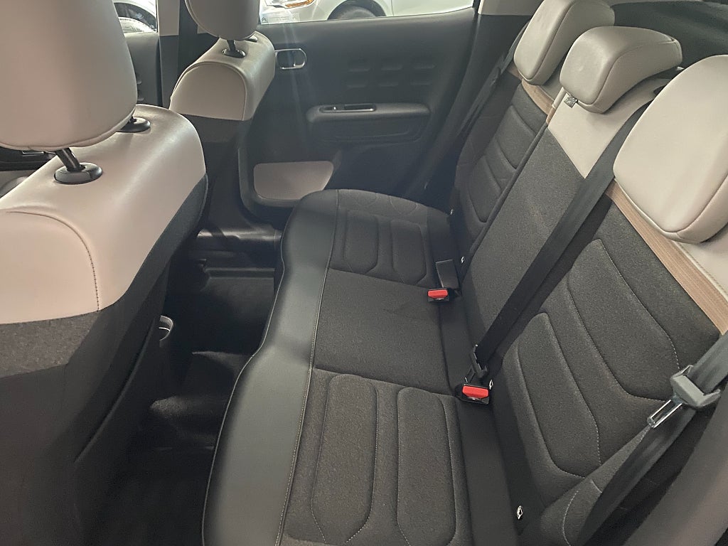 Car Image car-69296-424a13733020a068979f1a55b2db2d7b