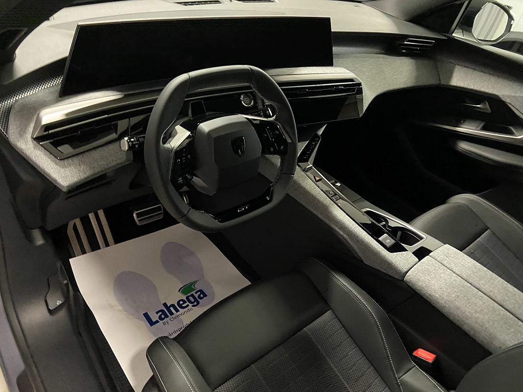 Car Image car-69370-4cd4b27a813d3b49ae93e3f61ad0968e