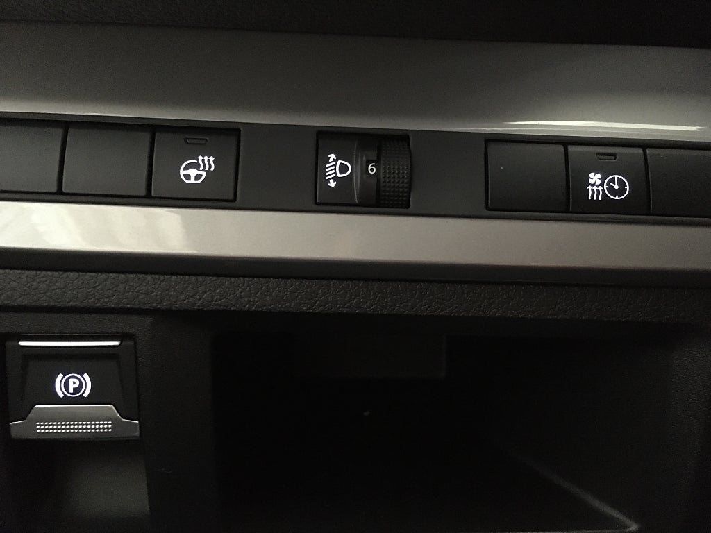 Car Image car-69741-7f9b2e5b0bfc5a90232cf37bf669ddb7