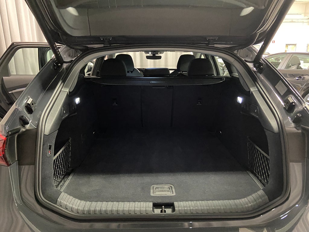 Car Image car-69777-011b34250d7548ca8f916967e6a8b099
