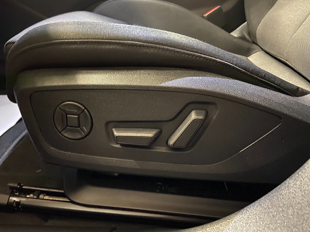 Car Image car-69777-bf58995d060d310a2f1b6f5facf5924d
