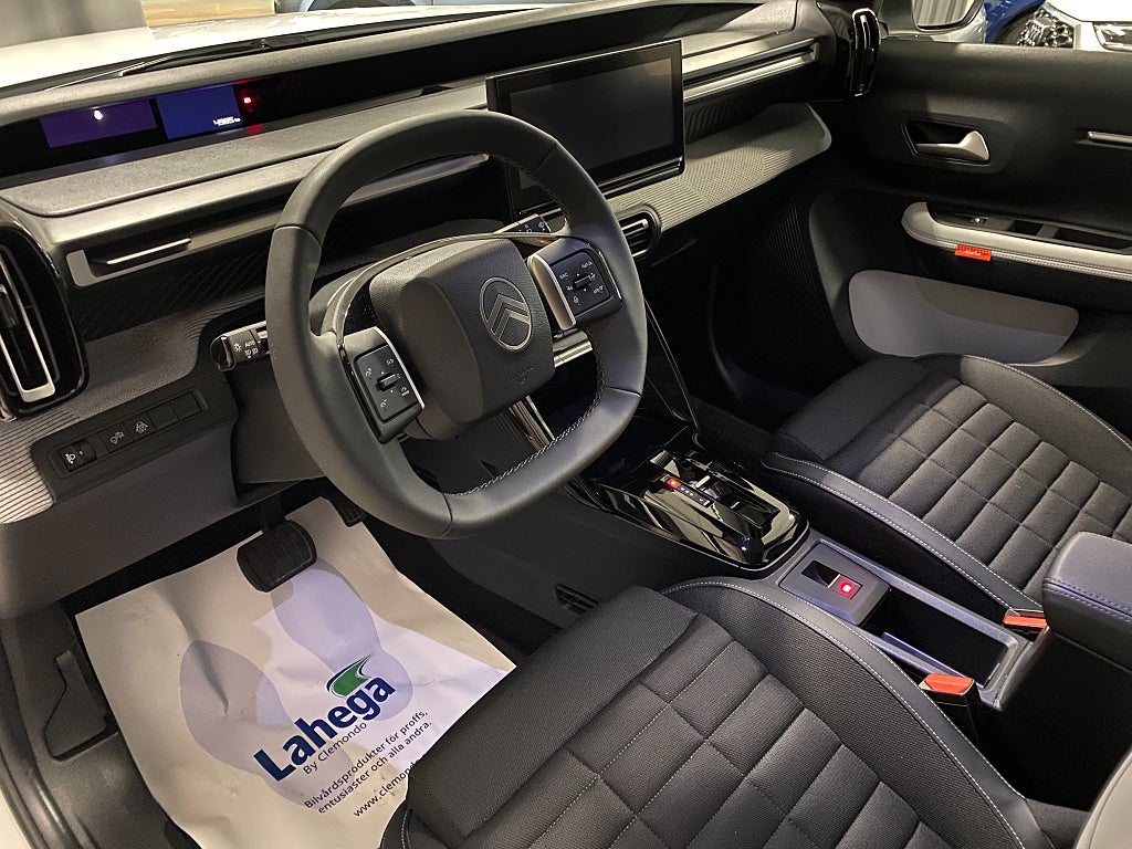 Car Image car-69904-6ceffe3f58566632225a5ffa43aed428