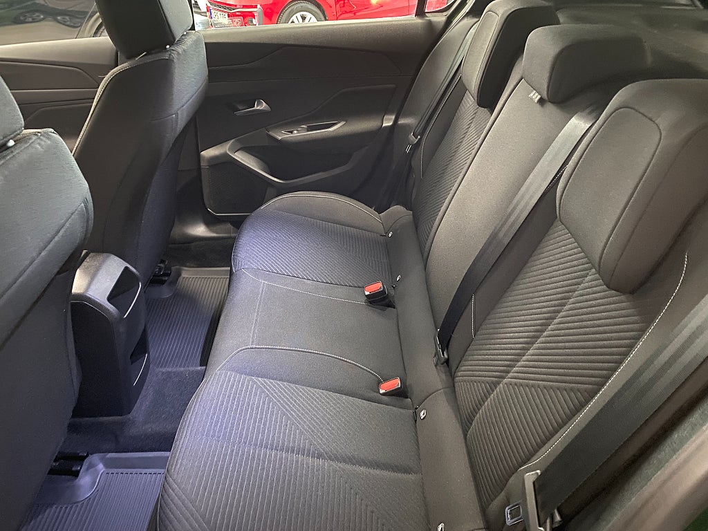 Car Image car-70054-9308dfe021a49ee0538bf64b0222c4ea