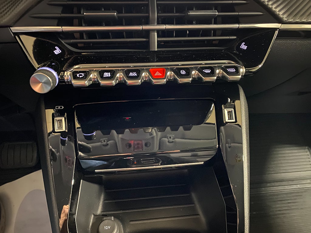 Car Image car-70143-c2b53b8188afb9292c834081fee490d0