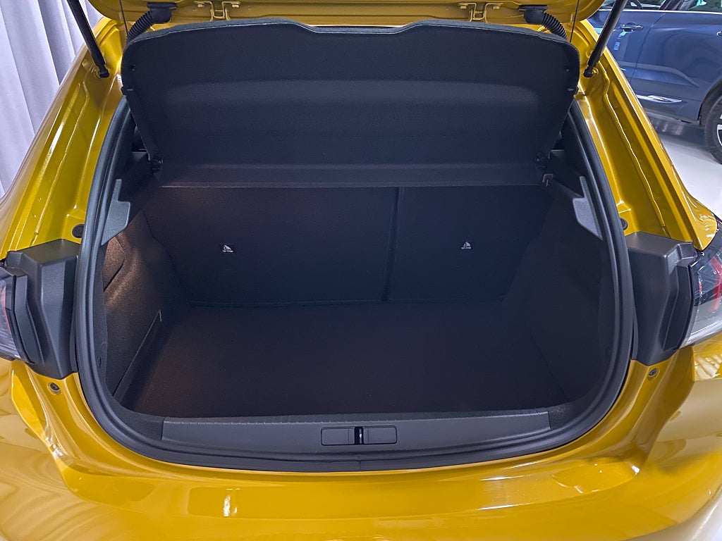 Car Image car-70143-feb33114035481f81ad8c885cea2f905