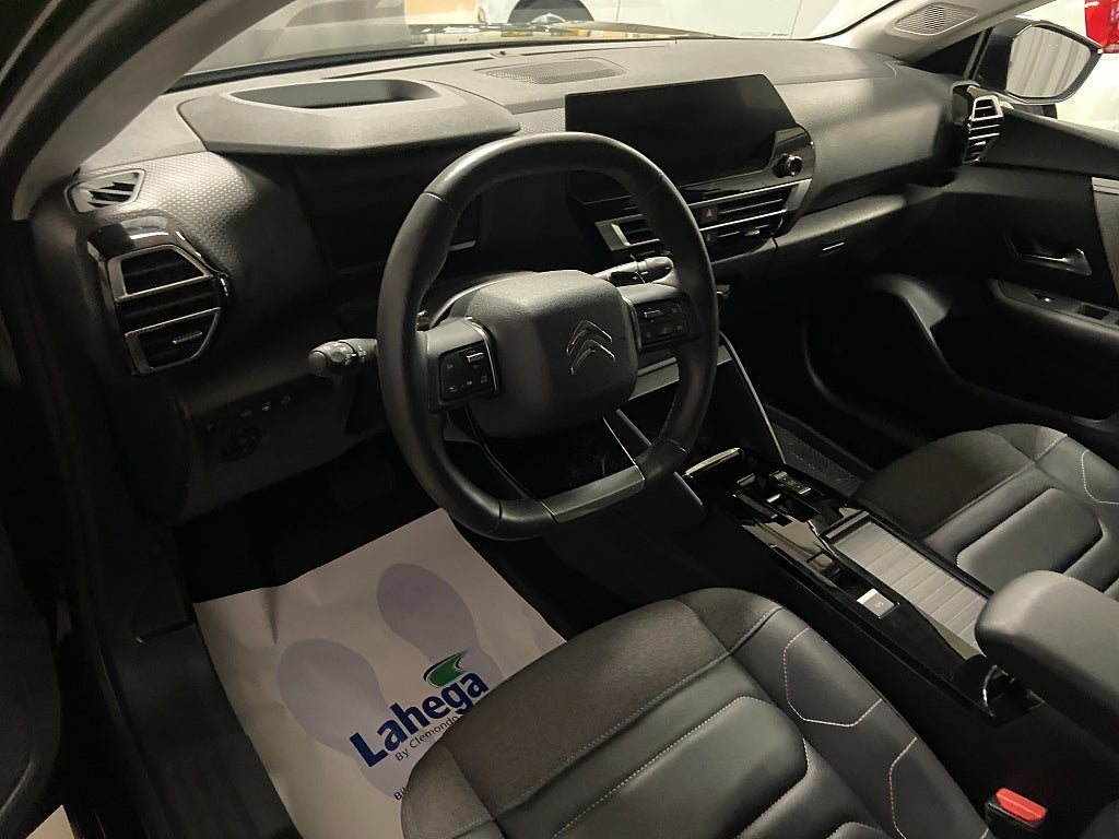 Car Image car-70413-c93d81f842d8162bd33e6ebee293afee