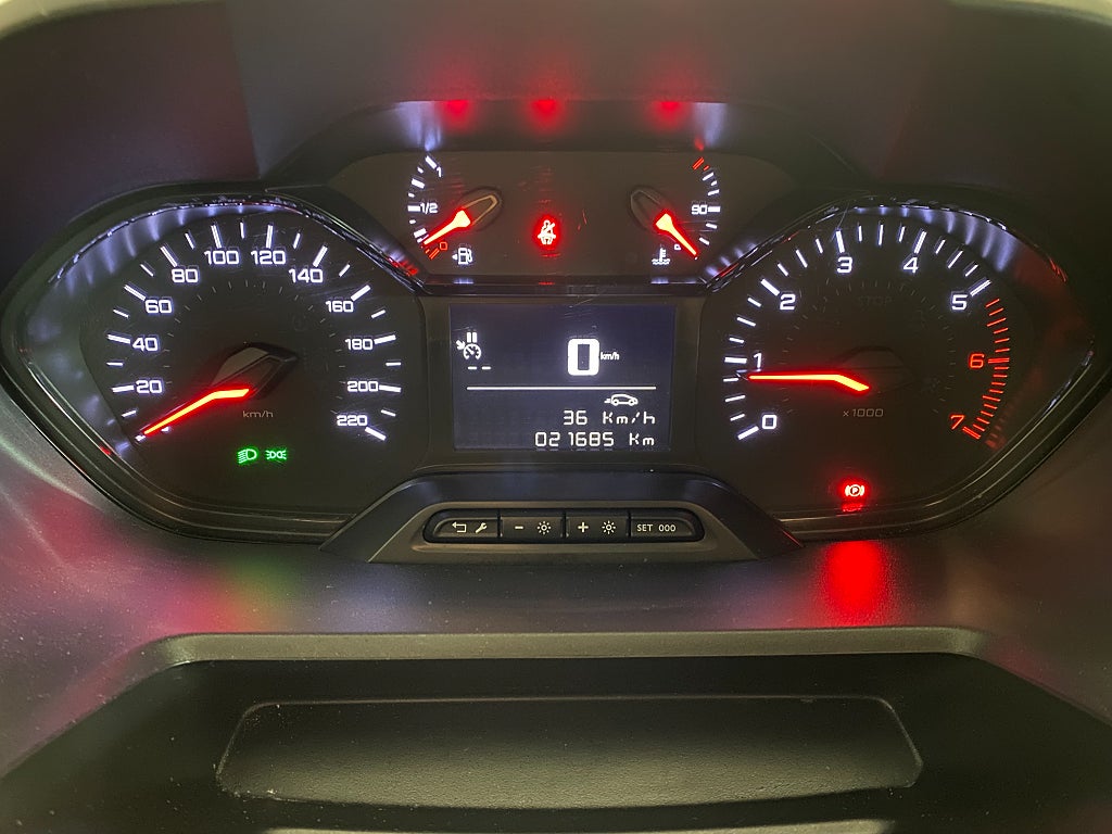 Car Image car-70433-54a2f0248d22834aa539a03fbafc0058